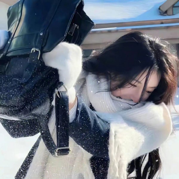 俏女怀春